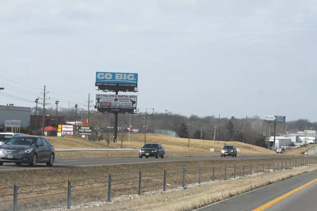 I-70 1 mi E/O Hwy 47, Exit #193 SS, E/F