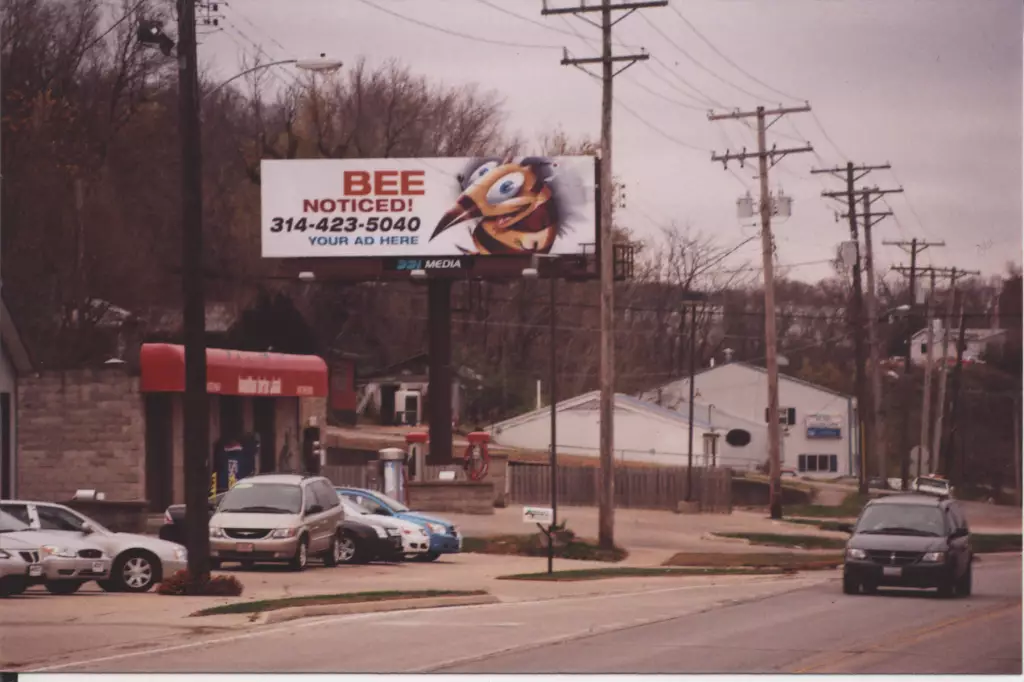 Hwy 136E 0.8 mi N/O Keokuk-Hamilton Bridge SS, E/F