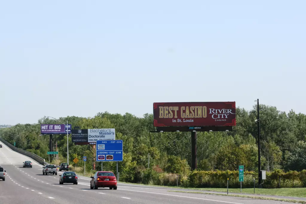 I-70 920 ft E/O South 5th Street SS, W/F