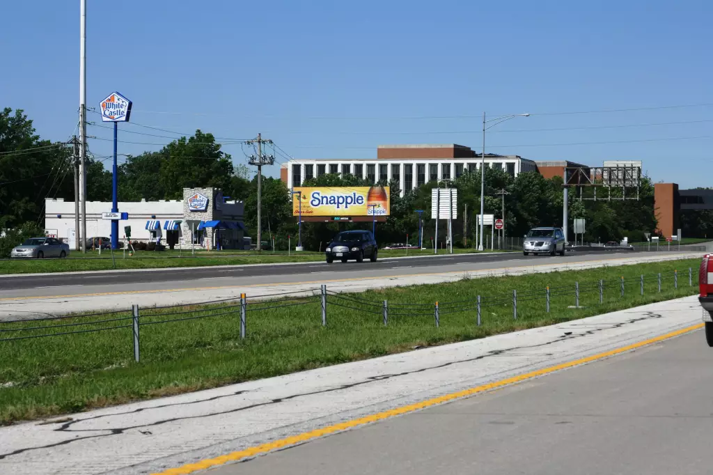 I-44 0.3 mi W/O Bowles SS, E/F