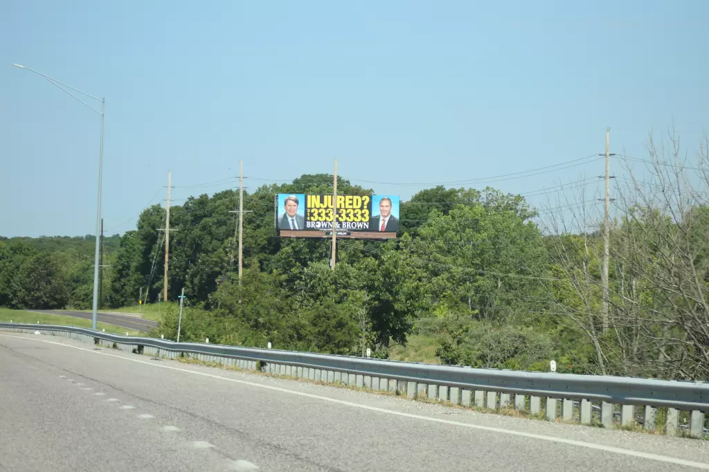 I-70 0.6 mi W/O Hwy 47 NS, E/F