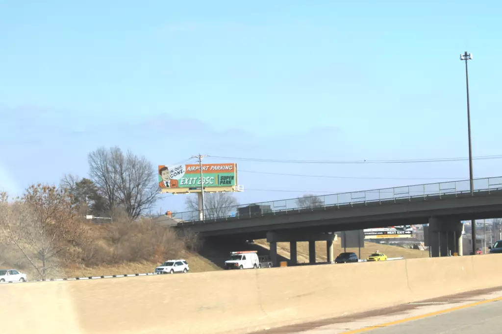 I-70 100 ft E/O McKelvey Rd. NS, W/F