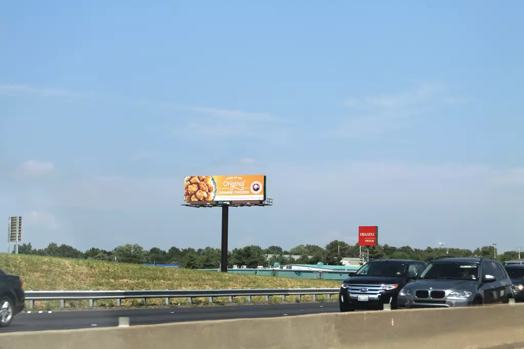 I-270 0.1 mi E/O Mc Donnell Blvd. NS, W/F