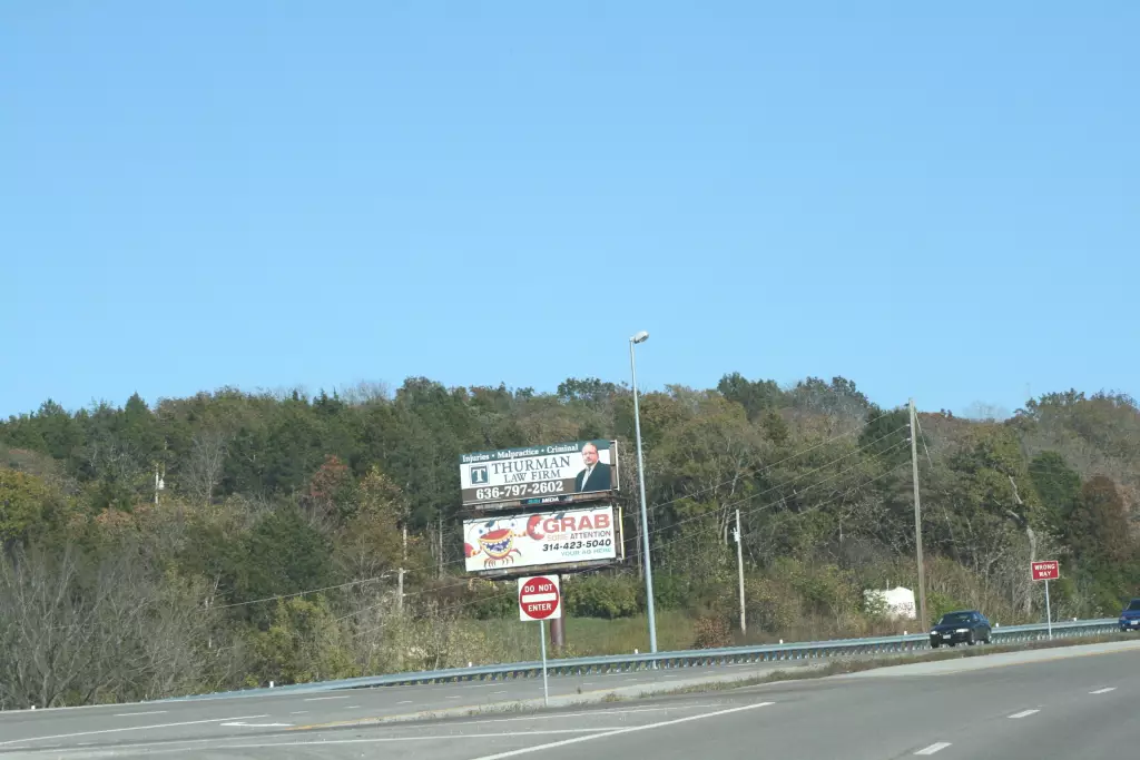 HWY 30 3.4 mi W/O Rt. W/ MM NS, W/F