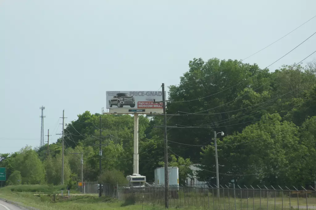 Hwy 79 2.7 mi S/O Hwy 47/ 1.4 mile N of Route C WS, N/F