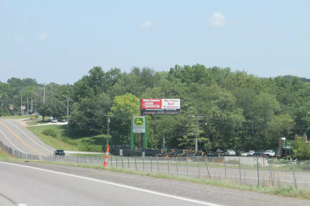 I-70 1 mi W/O Zumbehl Rd. SS, W/F
