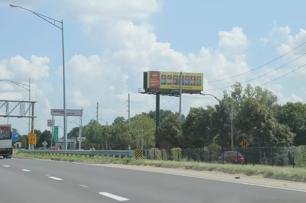 I-70 1.2 mi E/O St. Louis Lambert Airport Exit SS, W/F