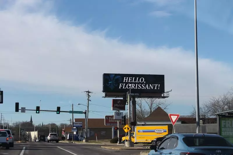 Lindbergh 50 ft W/O New Florissant NS, E/F