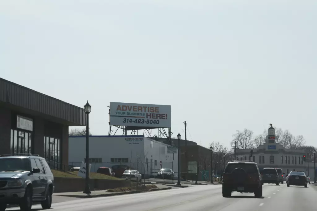 Kingshighway Blvd. & Vandeventer Ave. @ SEC, N/F