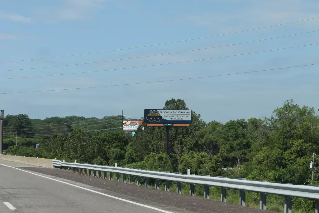 I-55 1.1 mi N/O Lindbergh Blvd. WS, N/F