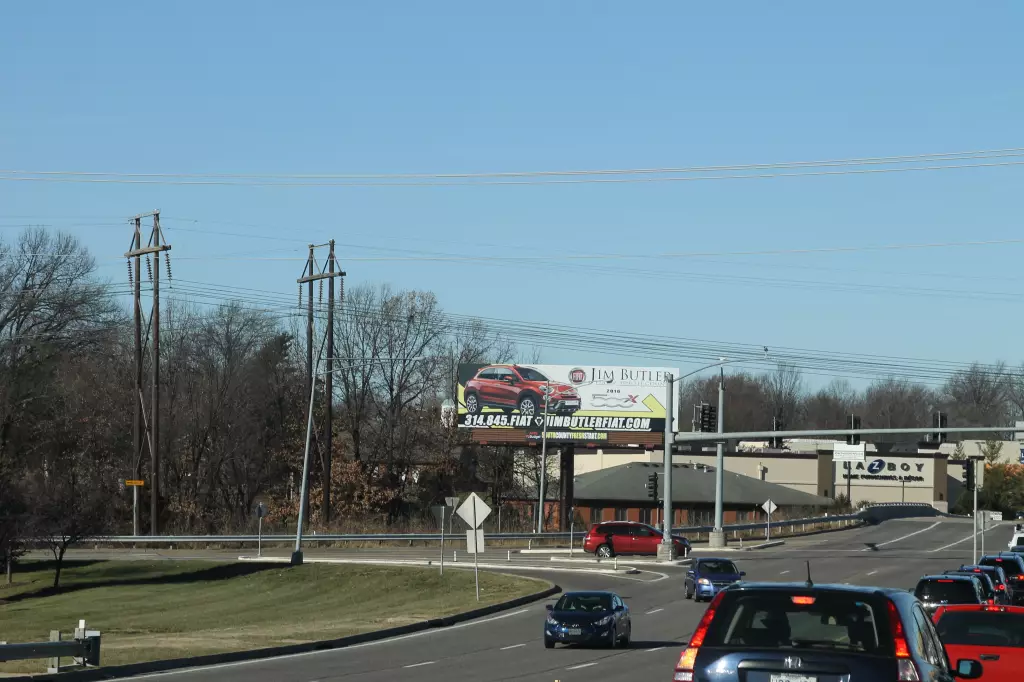 Lindbergh Blvd. 0.25 mi W/O Interstate 55 SS, E/F