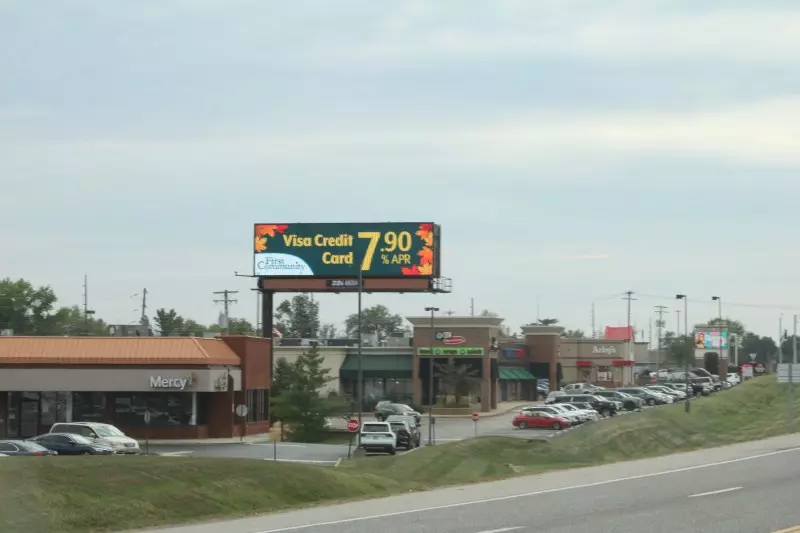 Tesson Ferry Rd. 0.5 mi S/O I-270 ES E/S, N/F