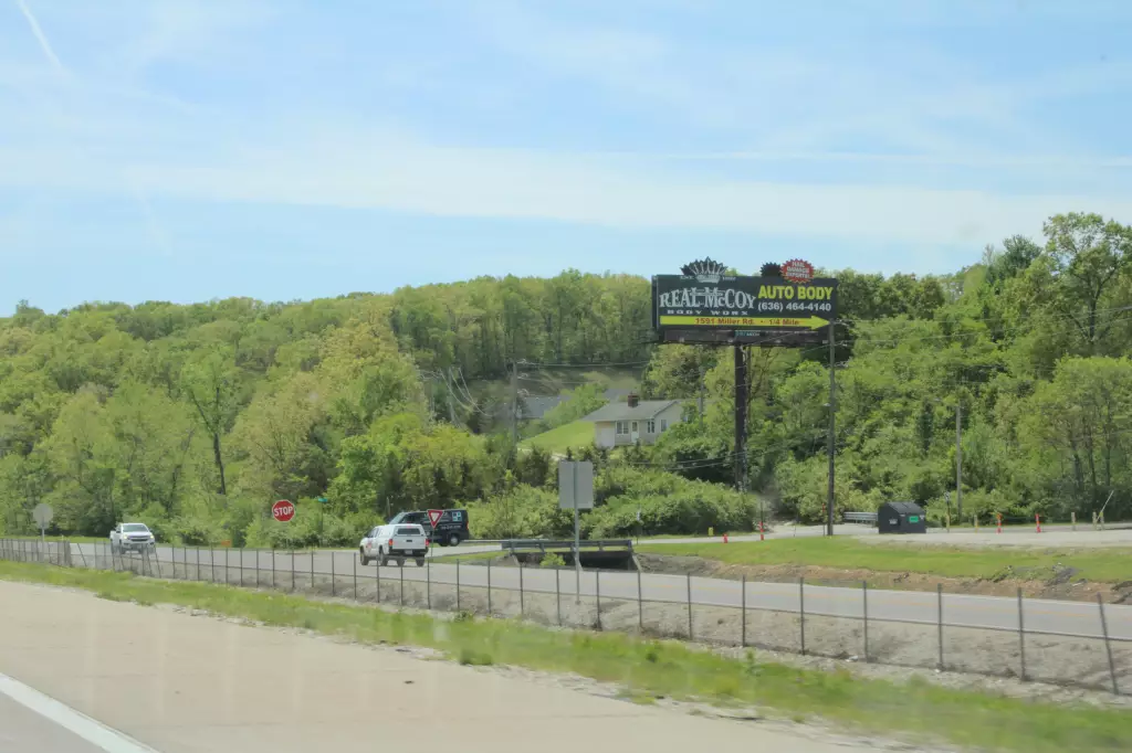 I-55 1.6 mi S/O Richardson Rd. WS, N/F