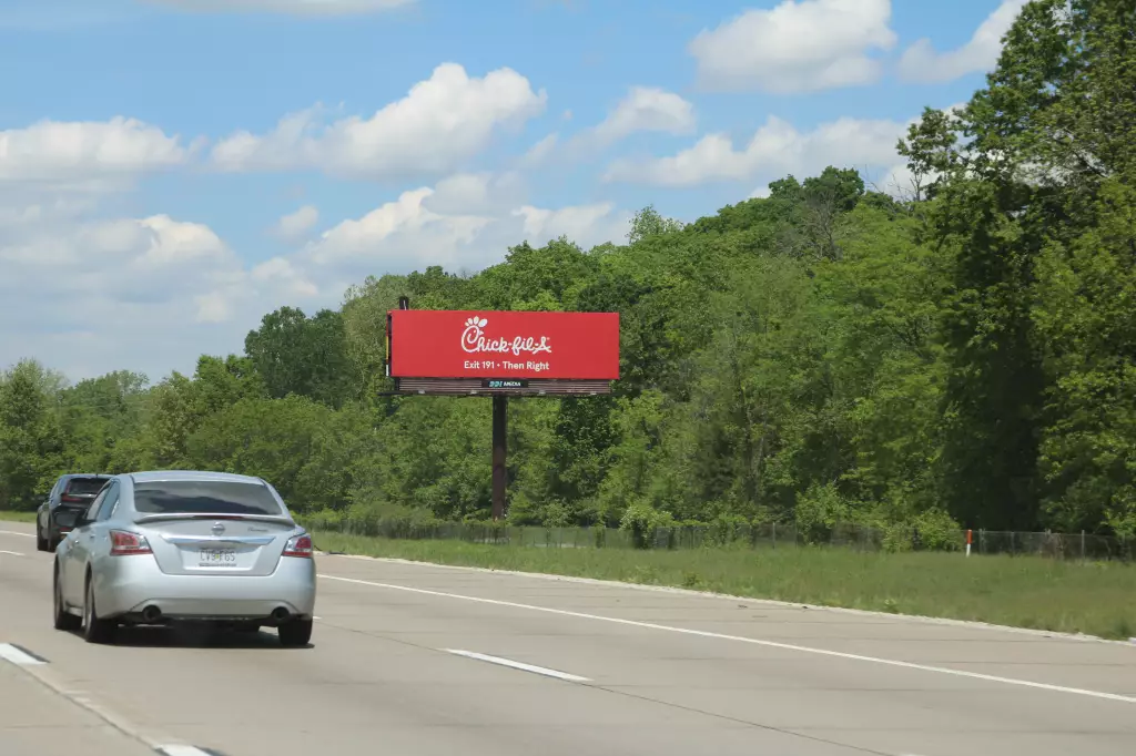 I-55 1.9 mi S/O Richardson Rd. ES, S/F