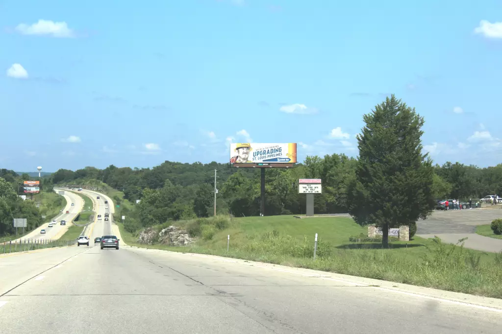 Hwy 67 South 0.3 mi N/O Route 8 ES, S/F