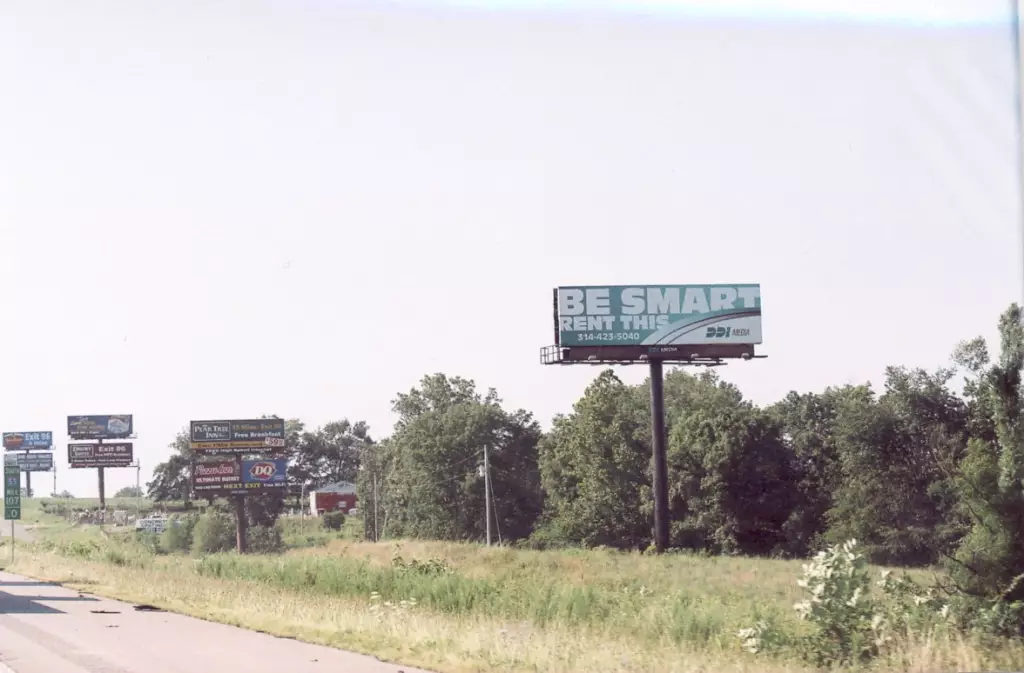 I-55 10 mi S/O Appleton Exit #117 WS, N/F