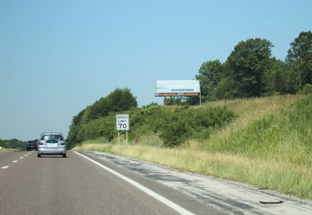 I-70 2250 ft W/O Hwy 40 Overpass NS, E/F