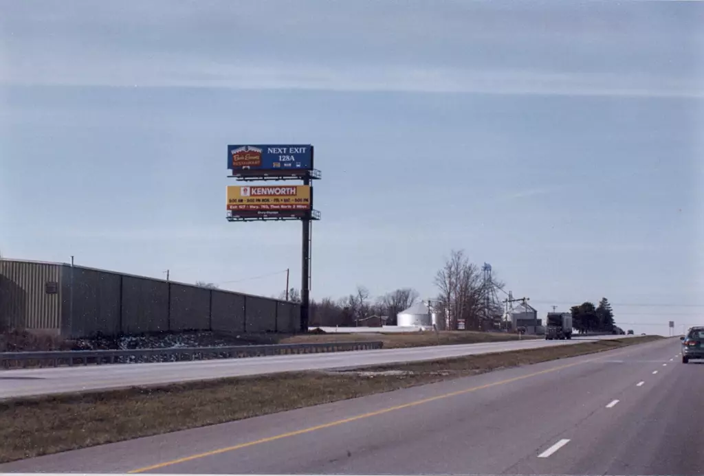 I-70 1 mi W/O Exit #131 (double stack) SS, E/F