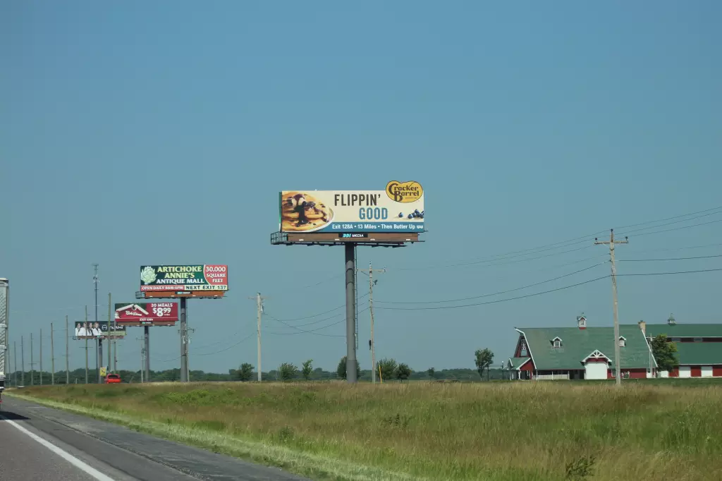 I-70 3.7 mi W/O Exit #144 NS, E/F