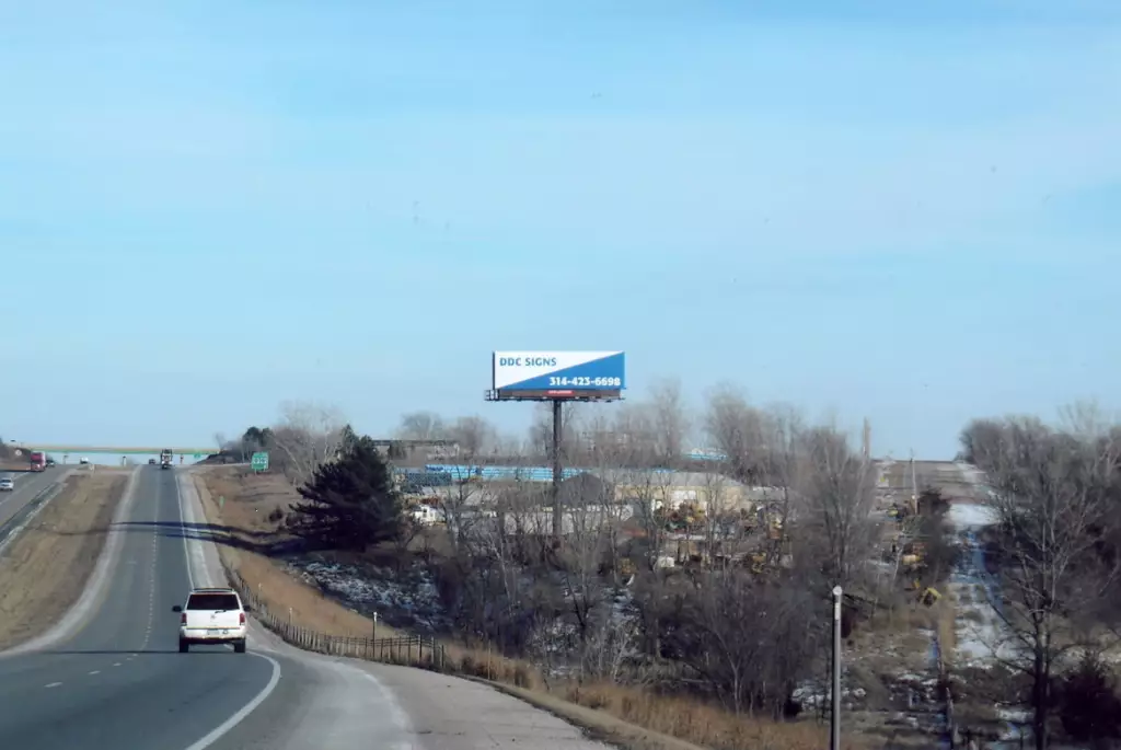 I-80 1.9 mi E/O Exit #104 SS, W/F