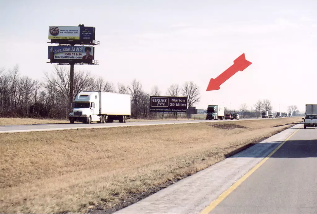 I-57 0.5 mi S/O Ina Exit ES, N/F