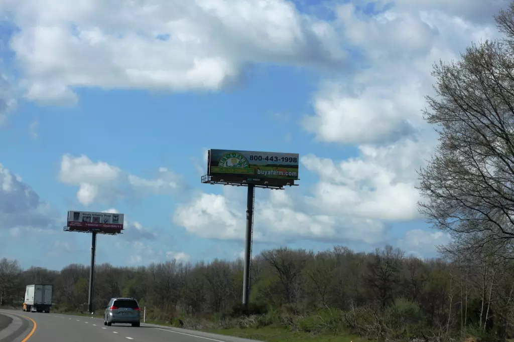 I-57 5.2 mi S/O I-64 WS, N/F