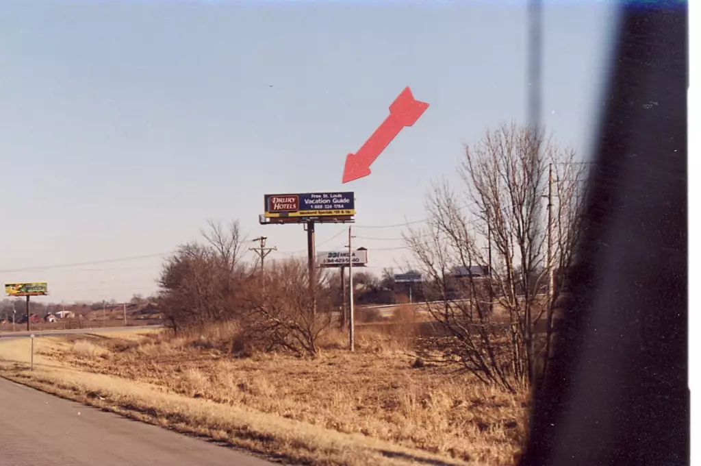 I-74/280 0.5 mi W/O Hwy 6 SS, W/F