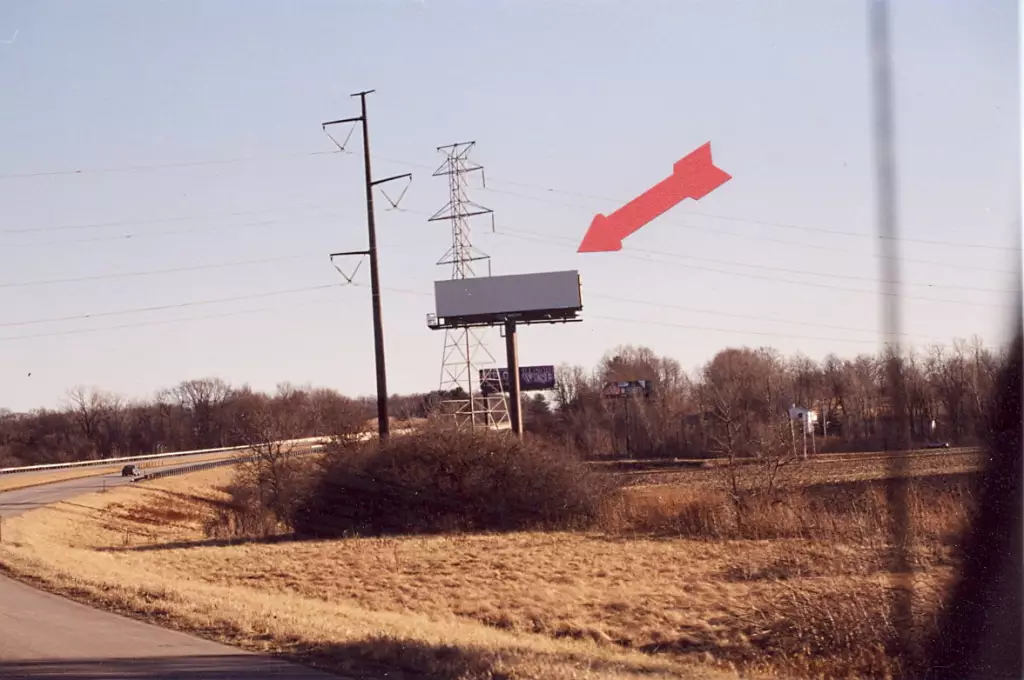 I-74/280 0.2 mi W/O Hwy 6 SS, W/F