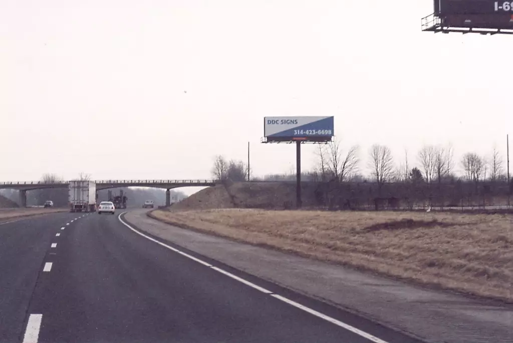 I-70 3 mi E/O Hwy 59 SS, W/F
