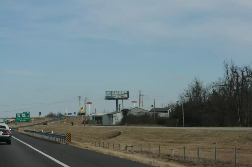 I-44 660 ft W/O Exit #46 SS, W/F