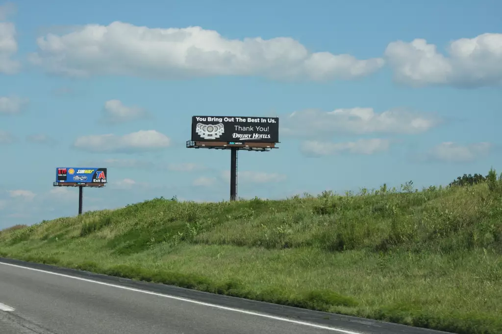I-70 1.4 mi W/O Hwy 13 SS, W/F