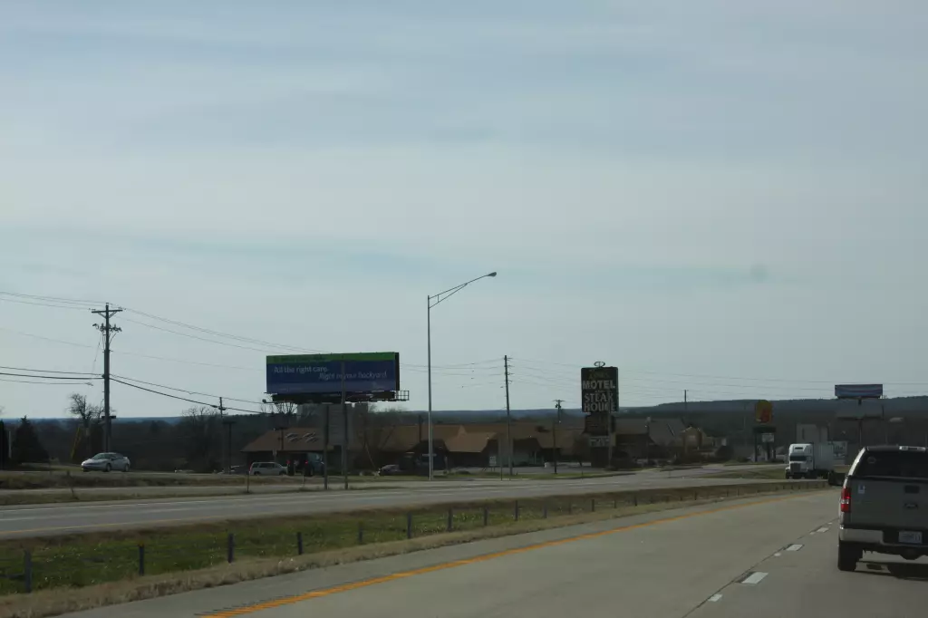 I-44 0.3 mi W/O Business 44 @ Exit #184 SS, E/F