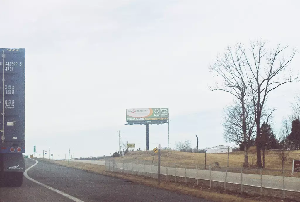 I-44 0.6 mi W/O Hwy 30/Hwy AB, Exit #239 NS, E/F