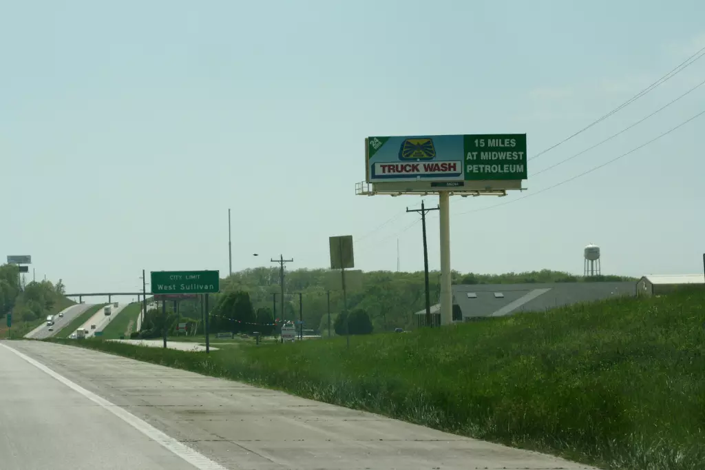 I-44 1.25 mi W/O Exit 225 NS, E/F