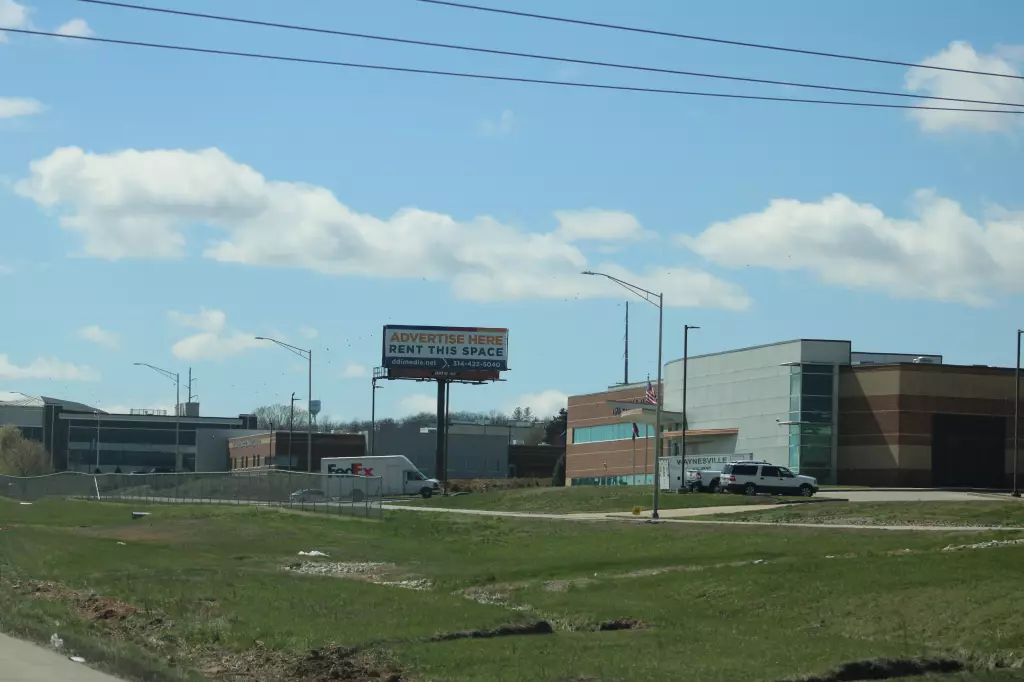 500 GW Ln N/S, 0.57 mi N/O H