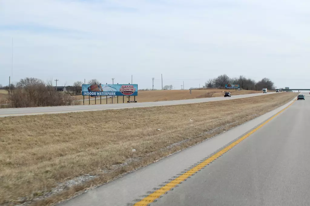 5849 Selmore Rd E/S, 0.65 mi N/O EE, N/F