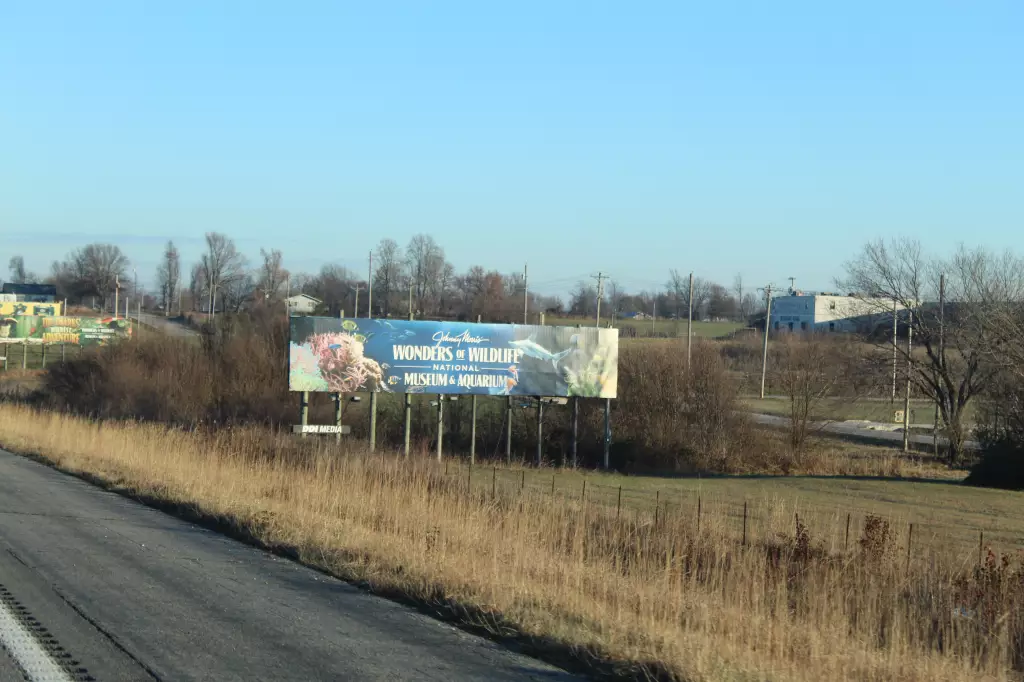 5849 Selmore Rd E/S, 0.65 mi N/O EE, S/F