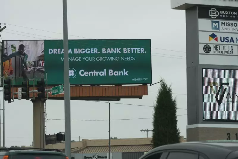 310 South National Ave N/S, 70 ft N/O Montclair, S/F