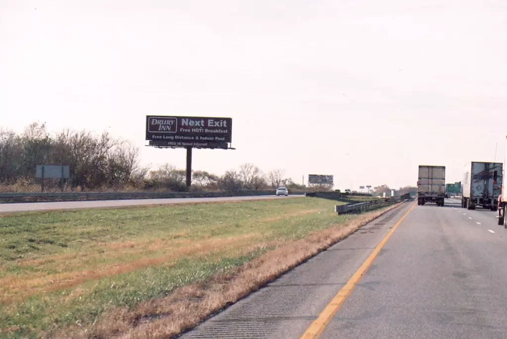 I-70 1.1 mi E/O Hwy 41 SS, E/F