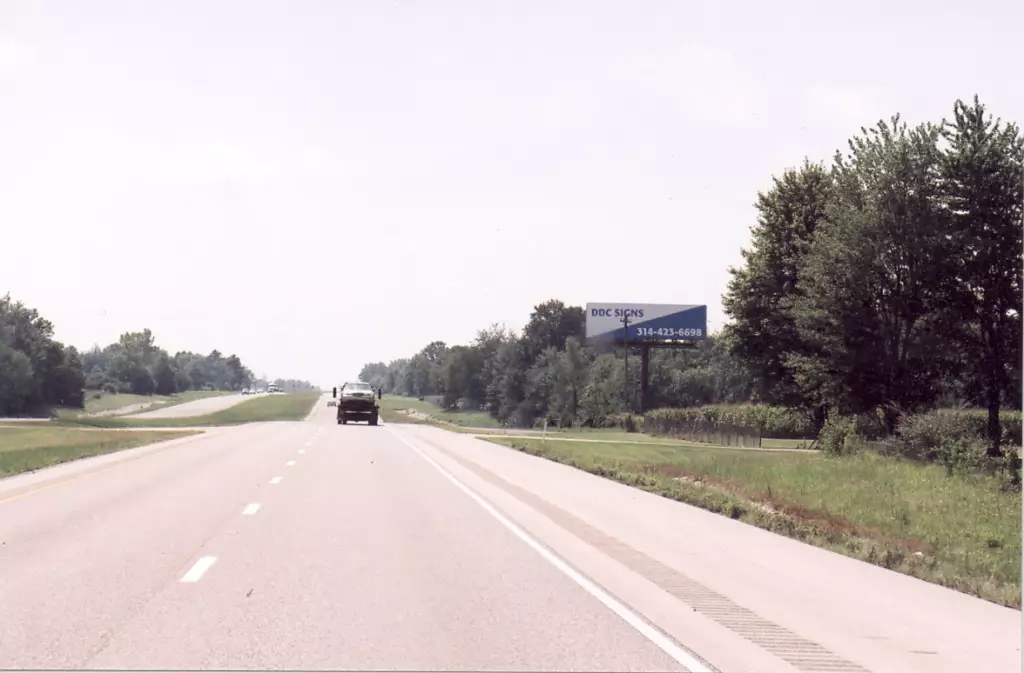 Hwy 41 1400 ft S/O East County Road 1100 No. WS, N/F