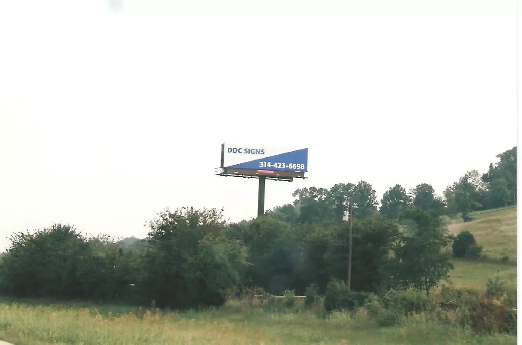 I-65 5.3 mi N/O Bryson Road, Exit #6 ES, S/F